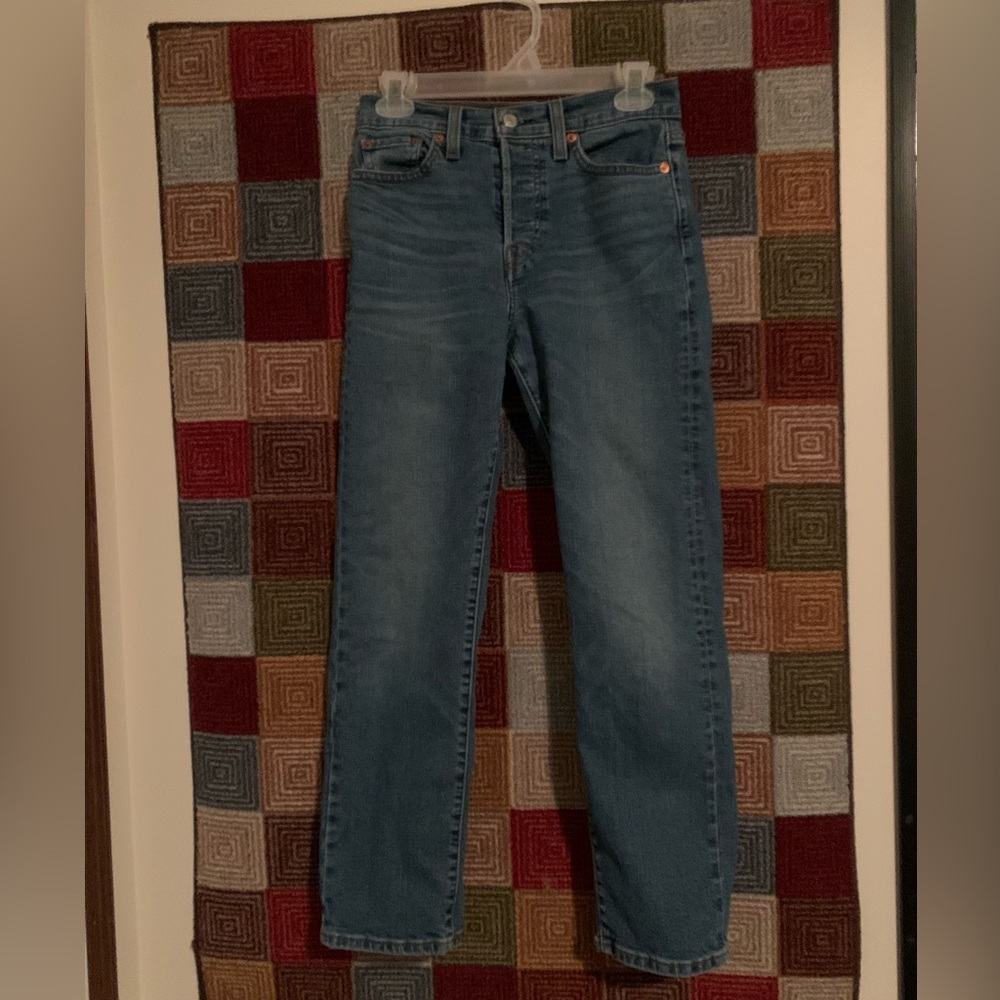 Levi's Women's Straight Leg Blue Jeans